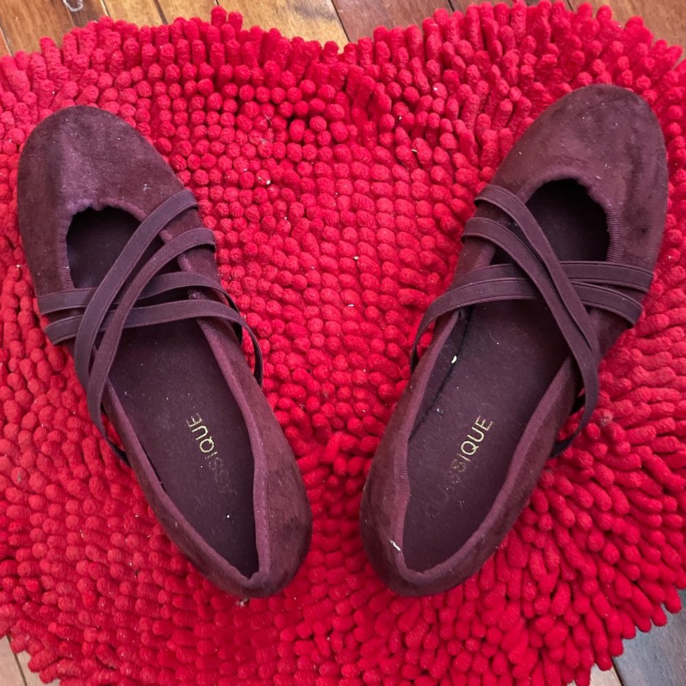"Classique" Wine Colored Flats